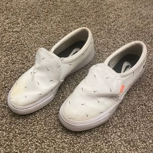 Nike Slip-ons Womens 6